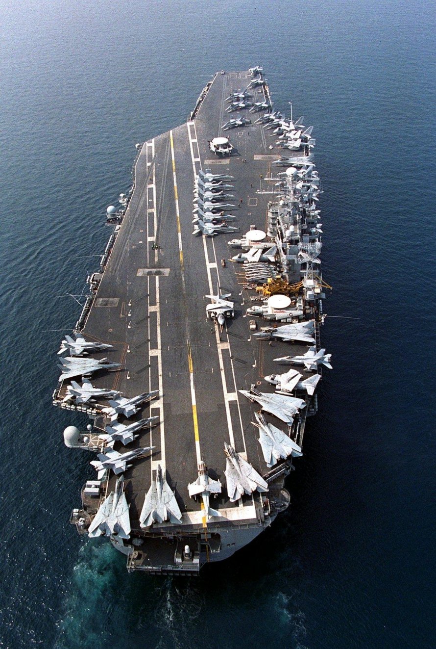 Авианосец USS Nimitz
