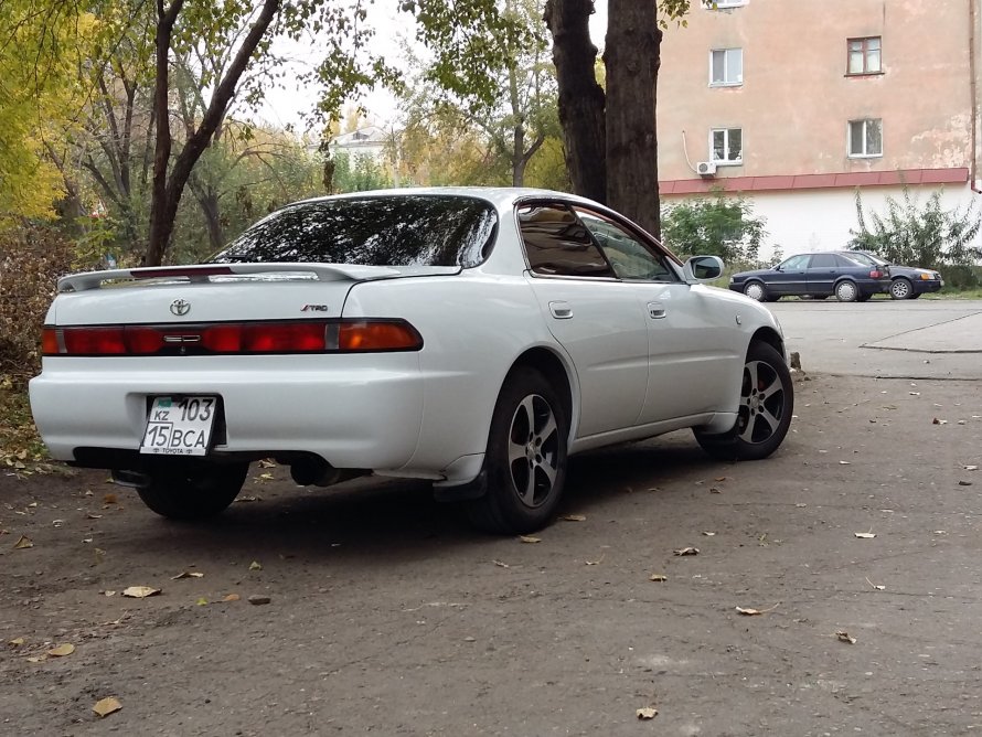 Toyota Carina ed