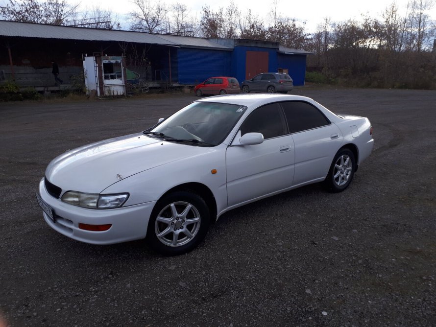 Toyota Carina ed III (t200)