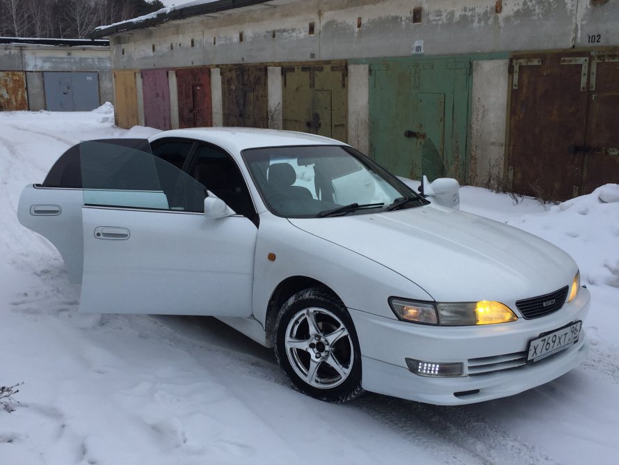 Toyota Carina ed 3