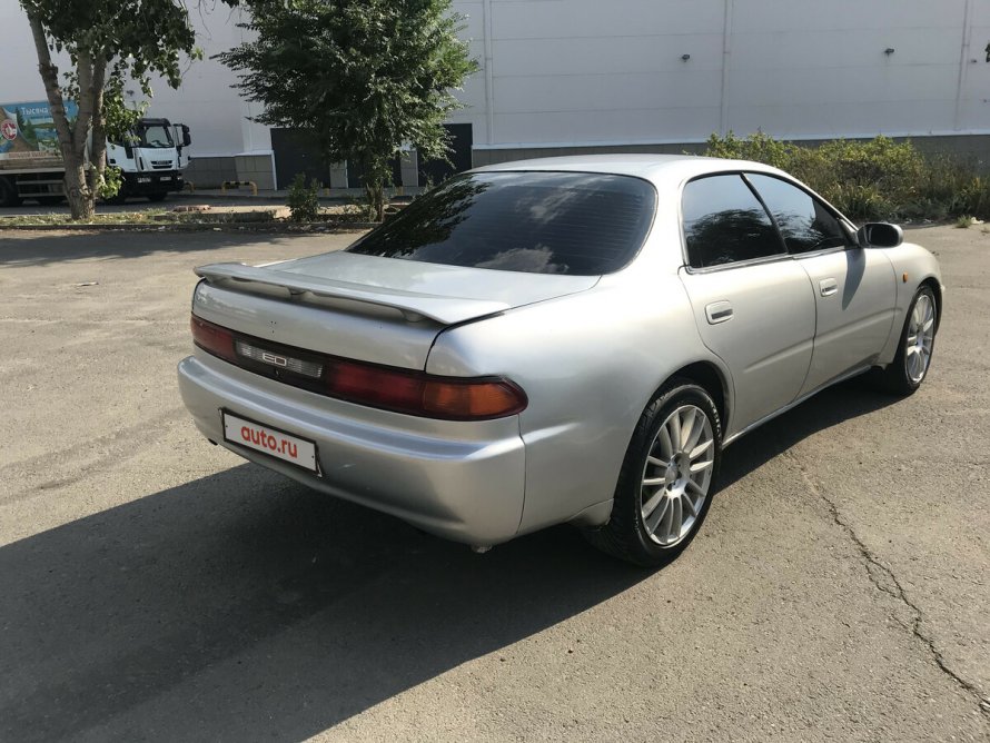 Toyota Carina ed t200