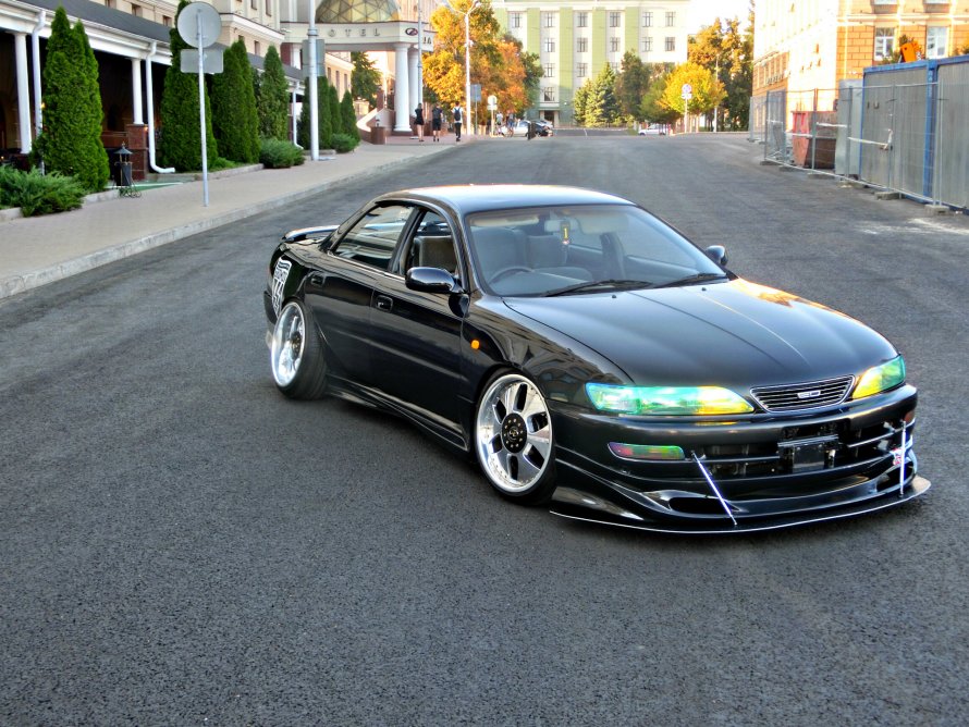 Toyota Carina ed stance