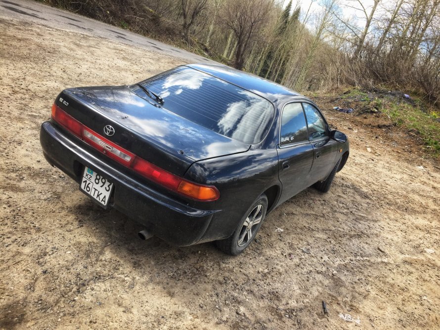 Toyota Carina ed