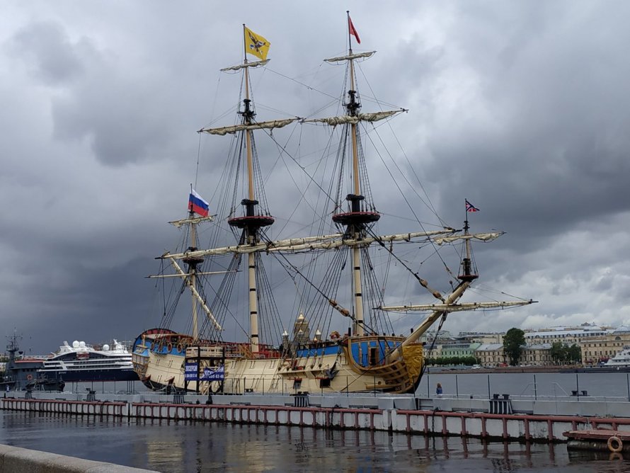 Корабль Петра Полтава