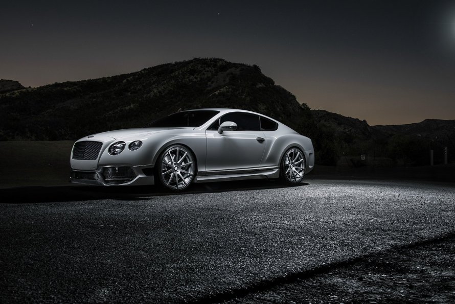 Bentley Continental gt ночью
