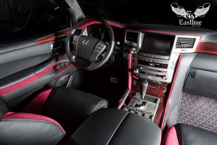 Lexus LX 750 салон