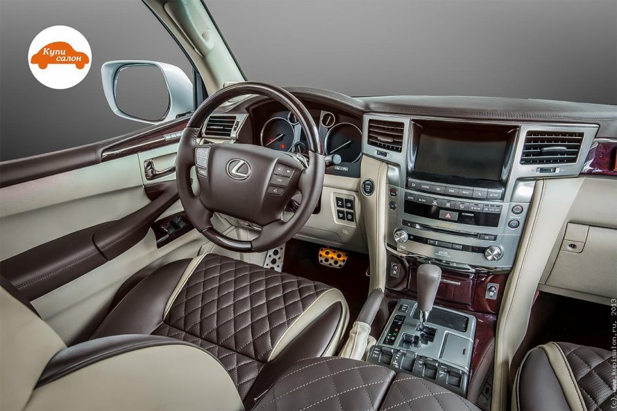 Lexus LX 570 2015 салон