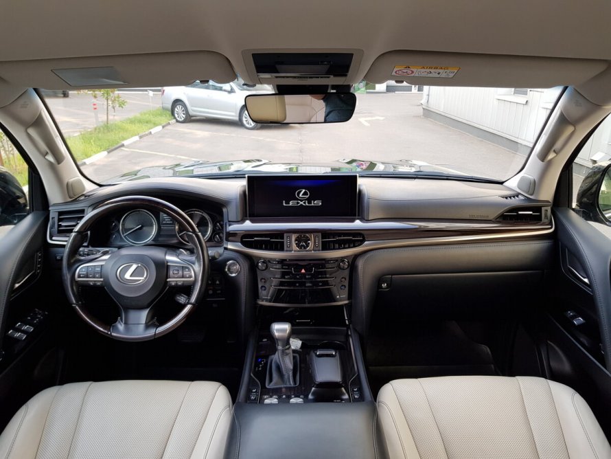 Лексус LX 570 салон