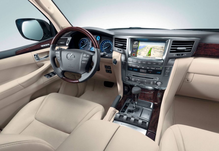 Lexus LX 450