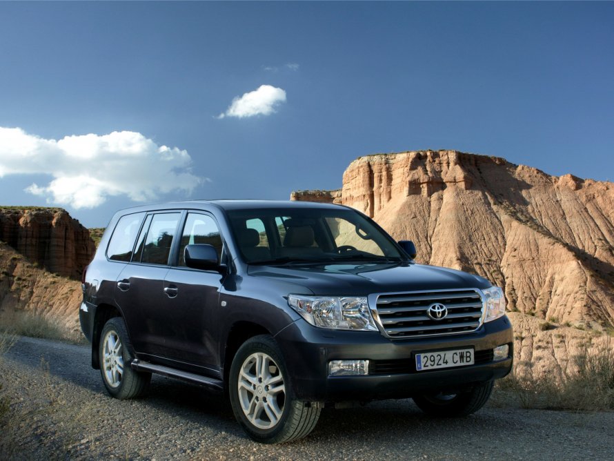 Toyota Land Cruiser v8