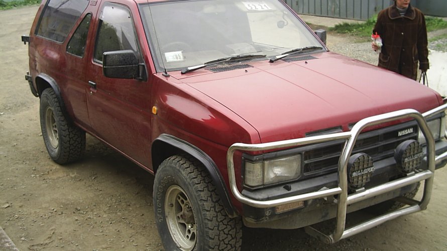 Nissan Terrano 1988