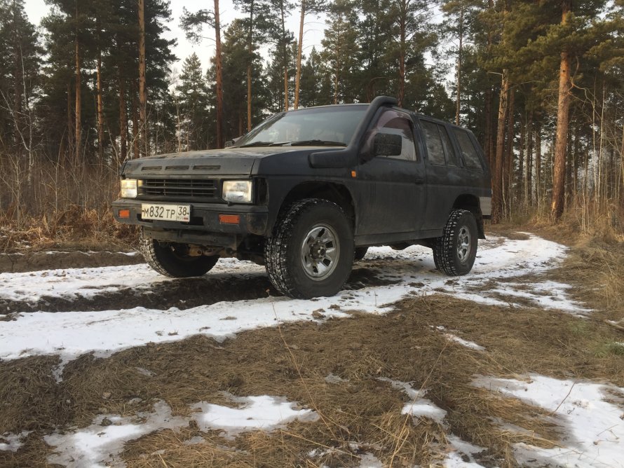 Старый Террано Ниссан Террано