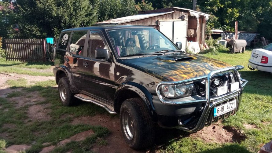 Ниссан Террано старый