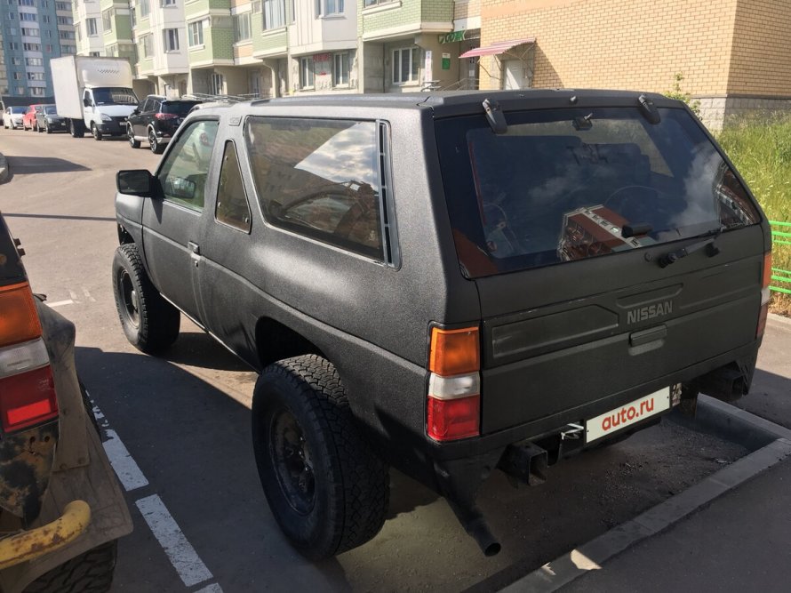 Nissan Terrano 1987