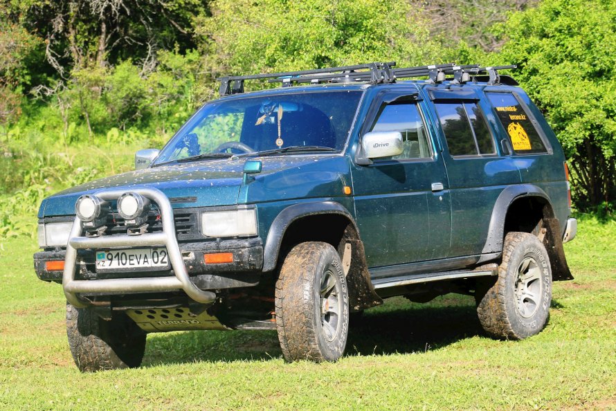 Nissan Terrano 87