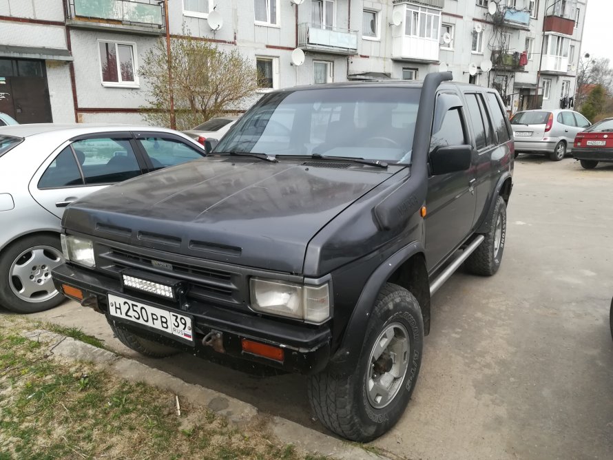 Ниссан Террано 1990г