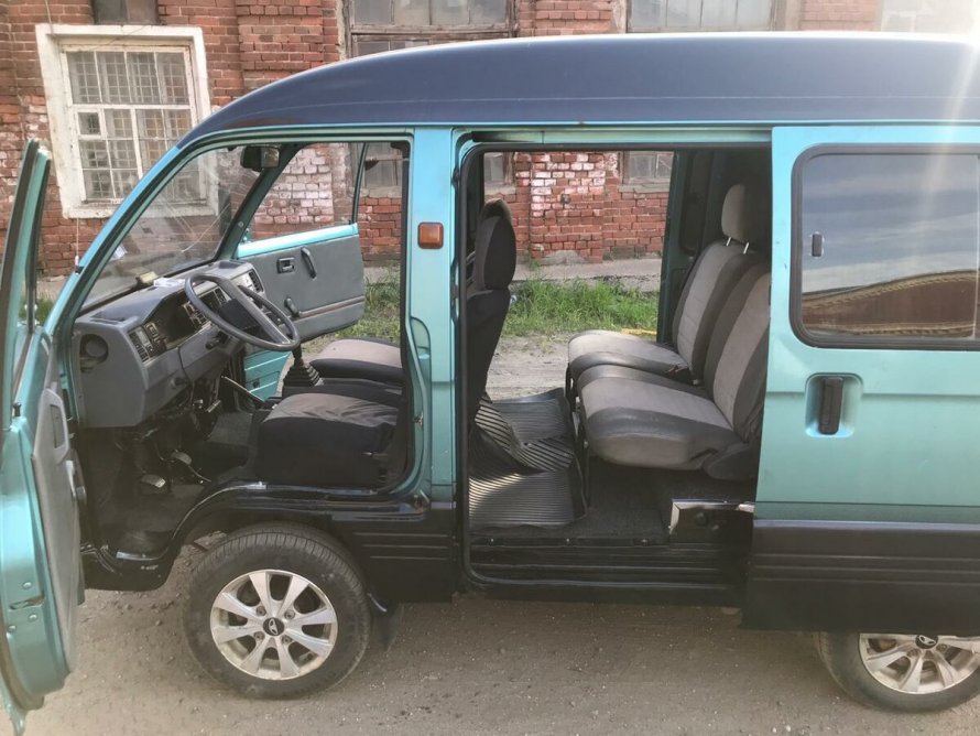 Uz Daewoo Damas Saloni