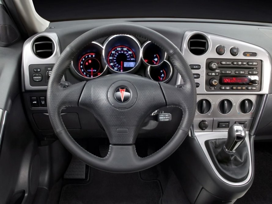 Pontiac Vibe 2003 салон