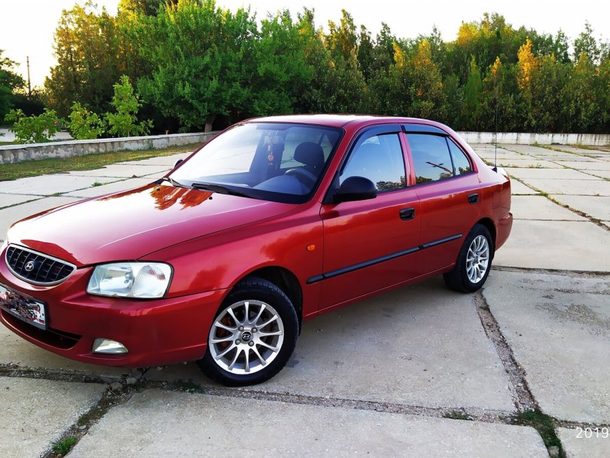 Хендай акцент 2004г