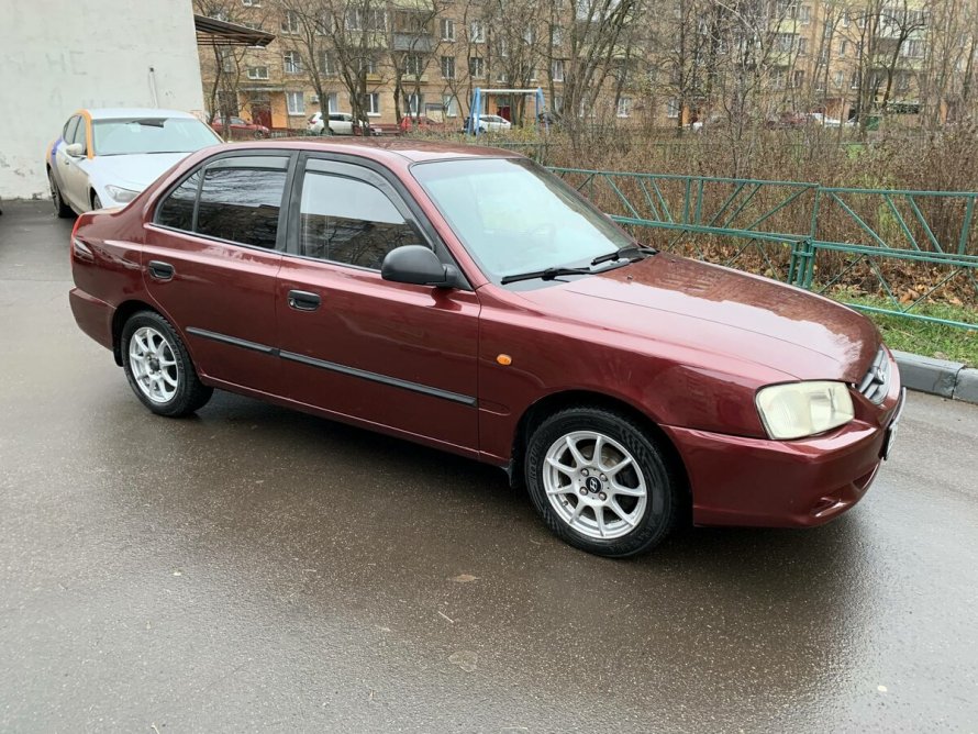 Хендай акцент 2007 красный