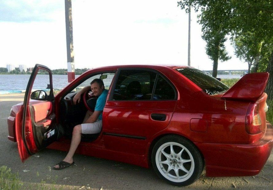 Hyundai Accent 2004 красный