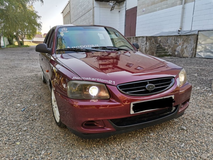Hyundai Accent GLS 2000