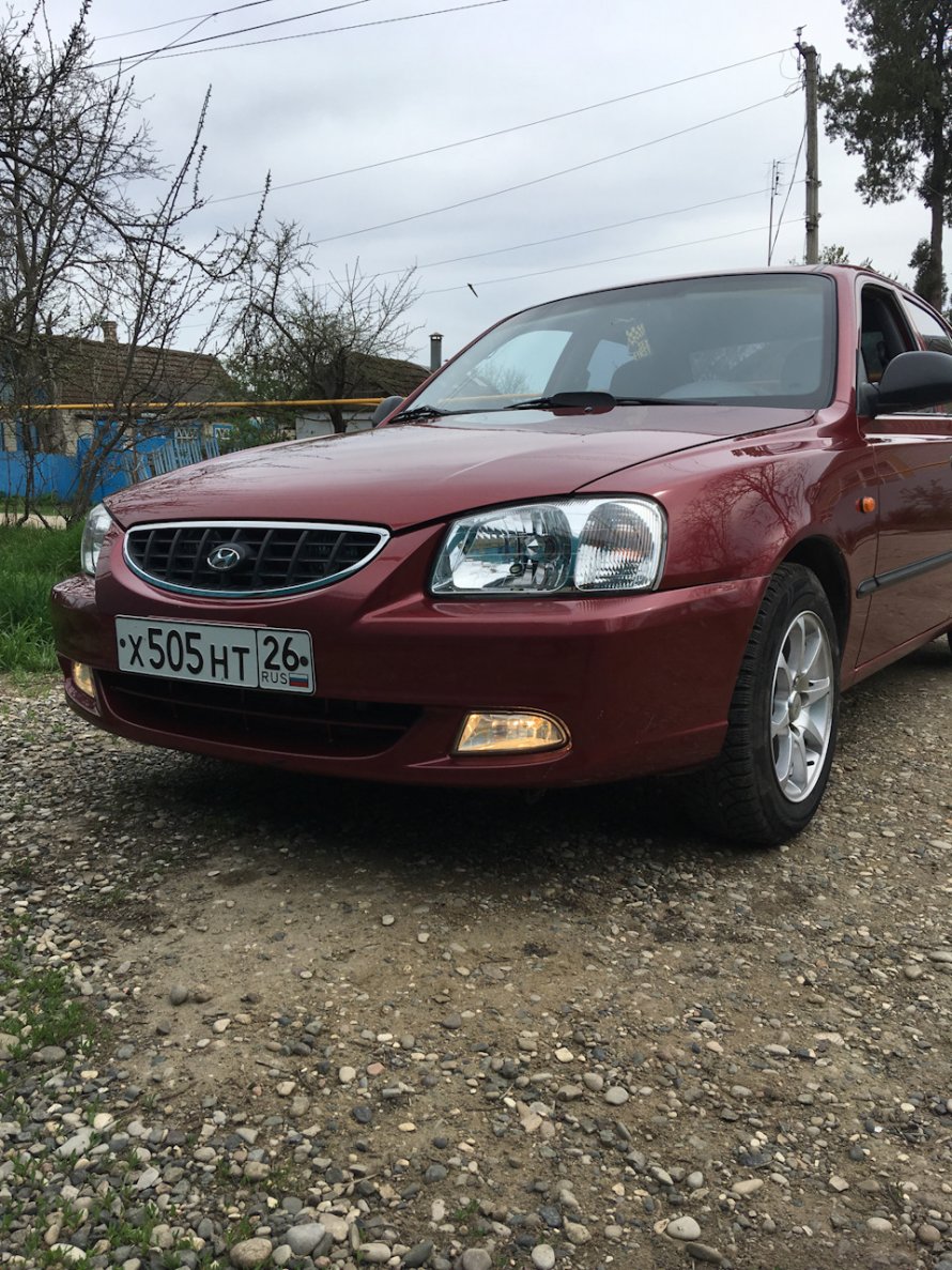 Hyundai Accent 2007 красный