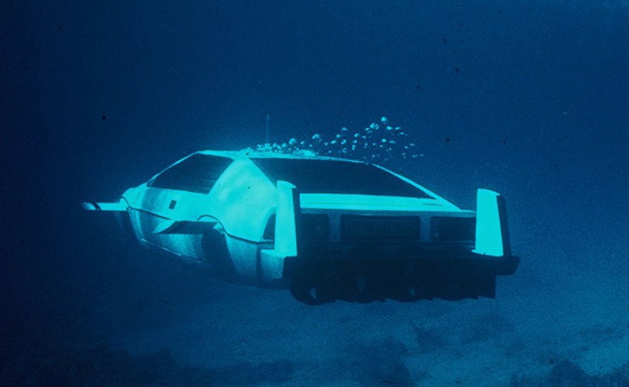 Lotus Esprit Submarine