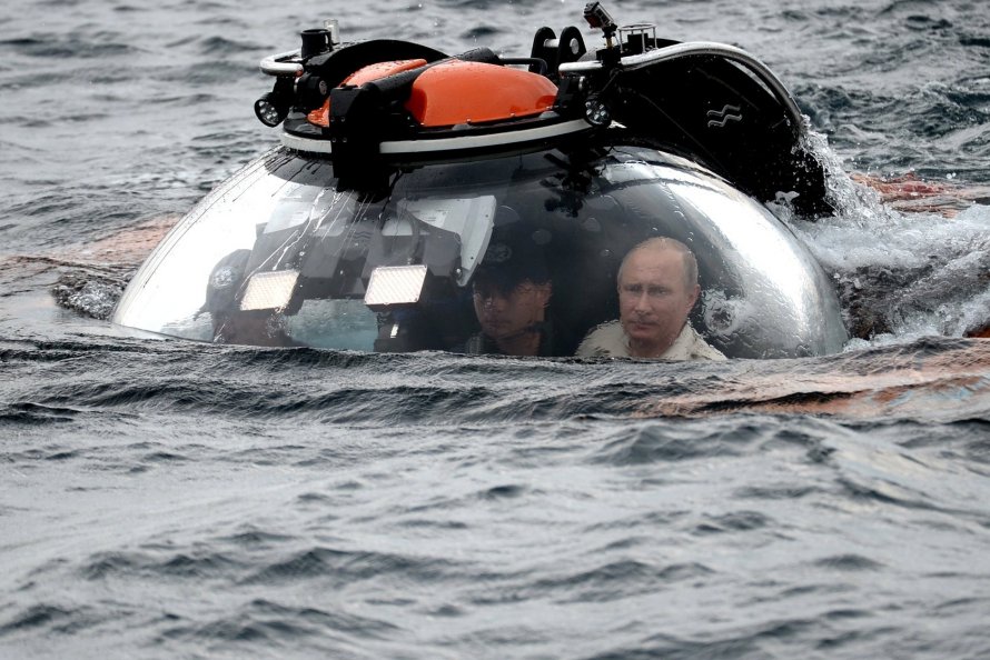 Не машина а подводная лодка