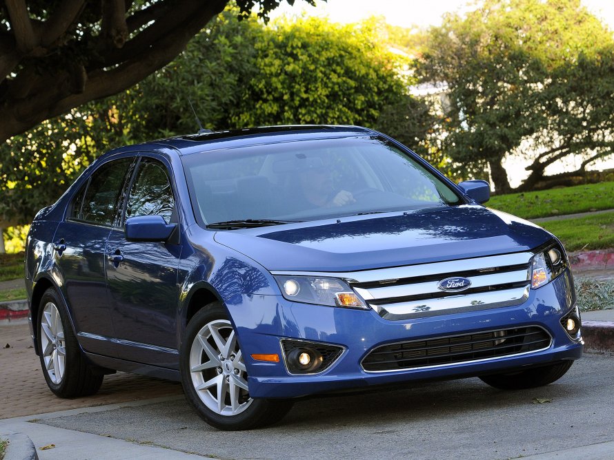 Ford Fusion американский