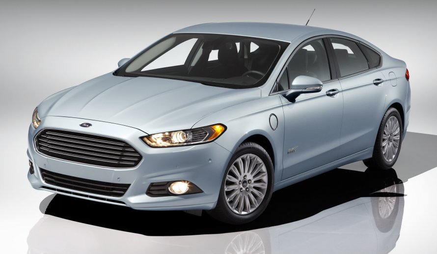 Ford Fusion Hybrid 2015