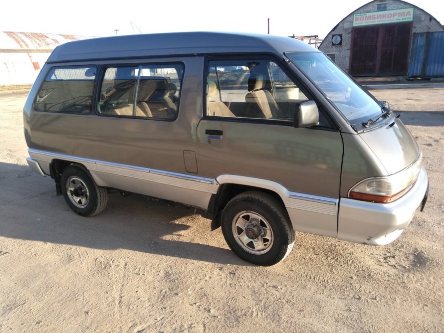 Toyota Town Ace 1990