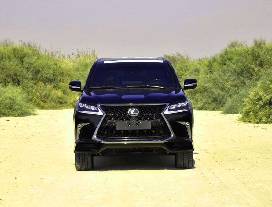 Lexus LX III 570