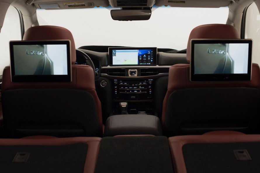Lexus LX 570 2016 салон