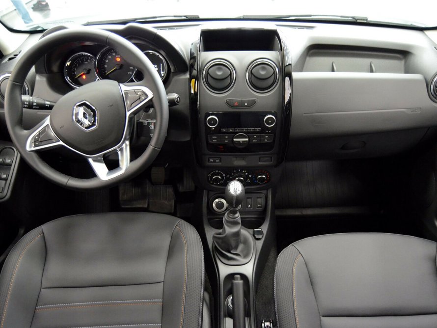 Renault Duster 2021 комплектация Life