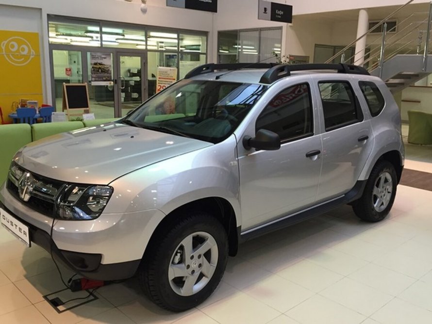 Renault Duster 2021 комплектация Life
