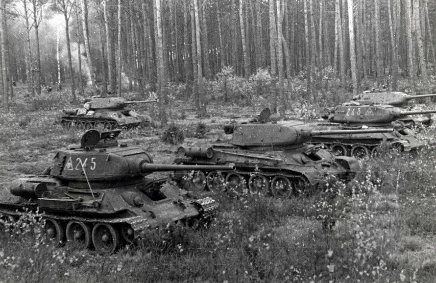 Т-34-85 Д-5т