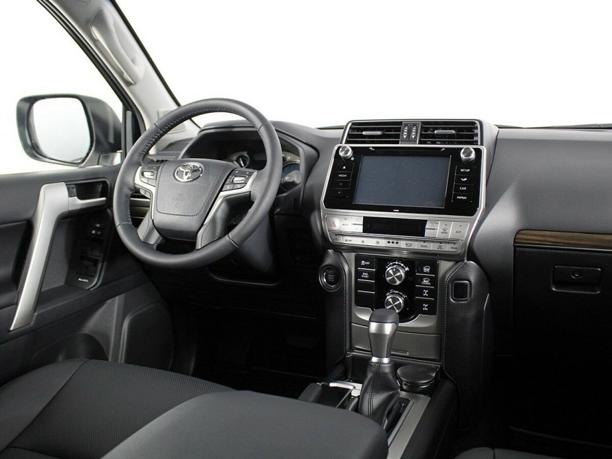 Toyota Land Cruiser Prado 2020 салон