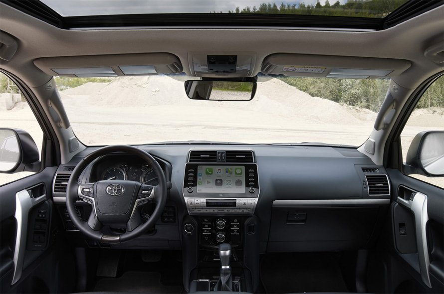 Toyota Land Cruiser Prado 2016 салон