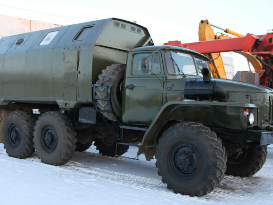 Дизельный Урал 4320 кунг