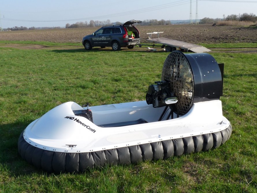 Hovercraft амфибия