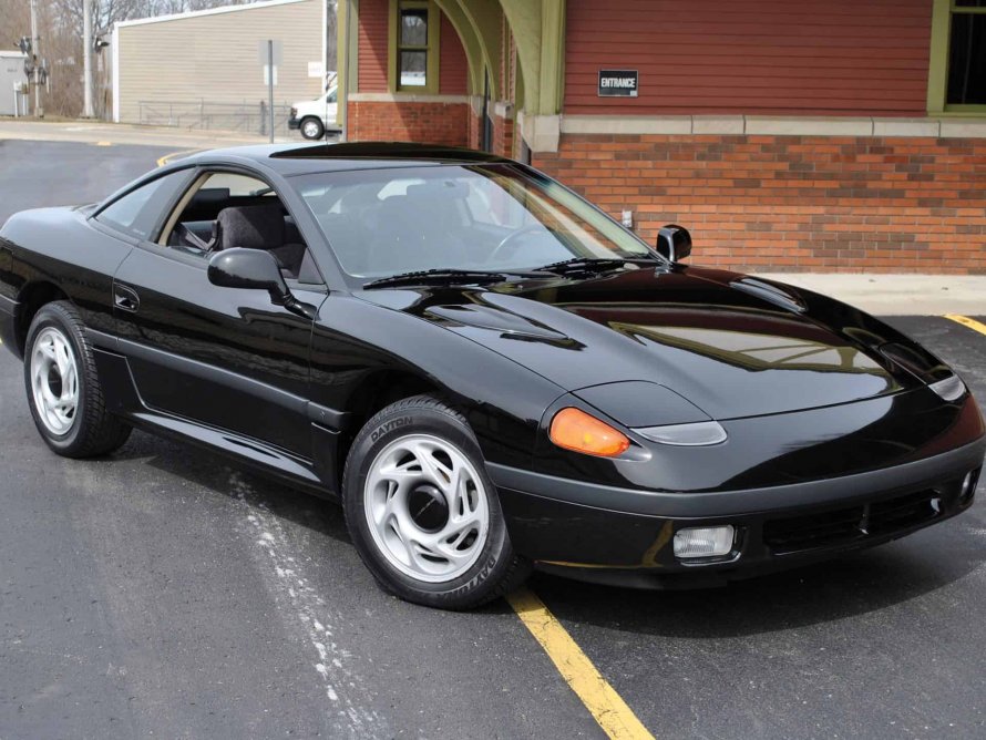 Машина dodge Stealth
