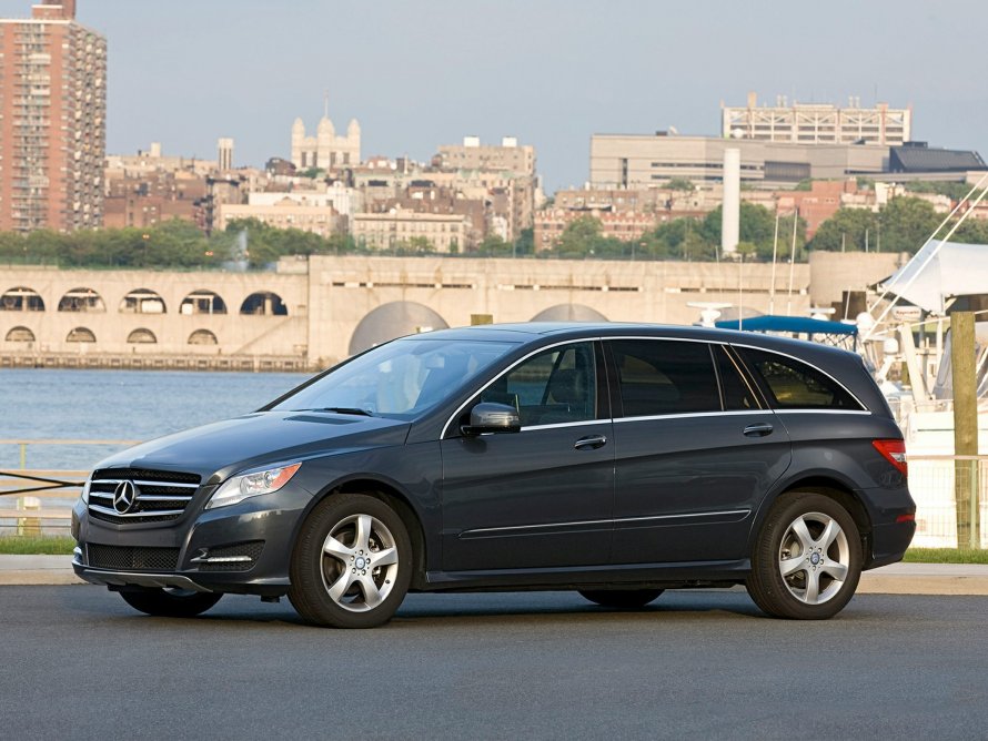 Mercedes-Benz w251