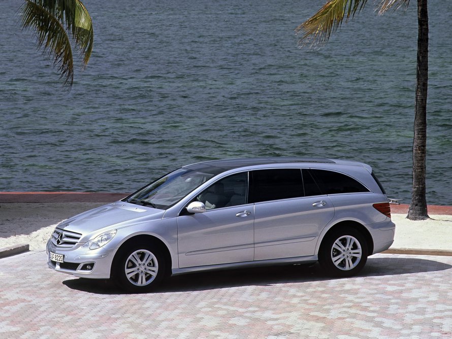Mercedes-Benz w251