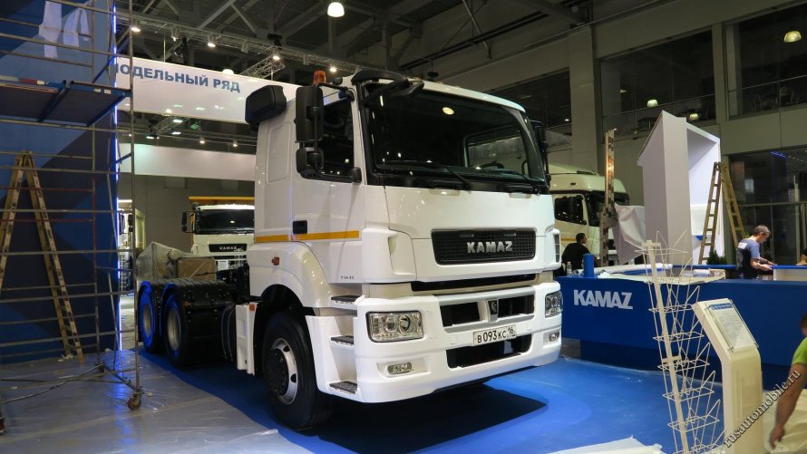 Шофер КАМАЗА
