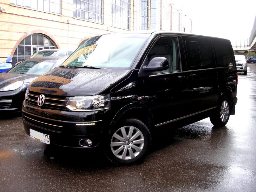 VW t5 Multivan черный