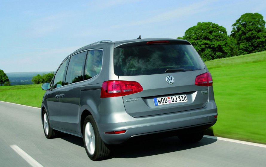 Минивэн VW Sharan 2010
