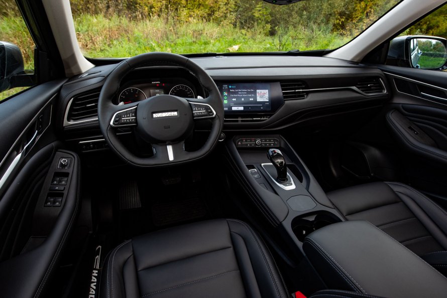 Haval f7 черный салон