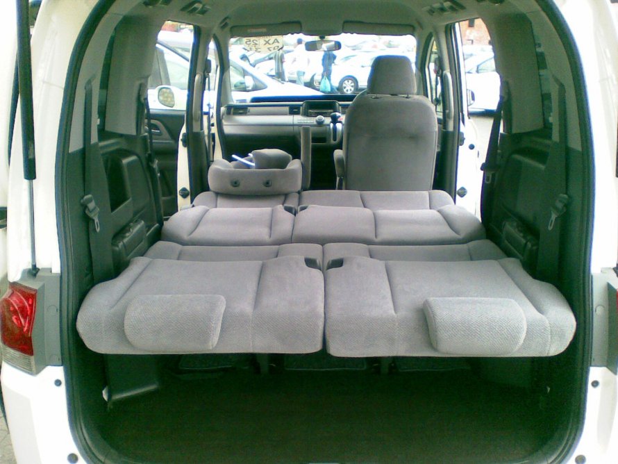 Honda Stepwgn 2005 салон