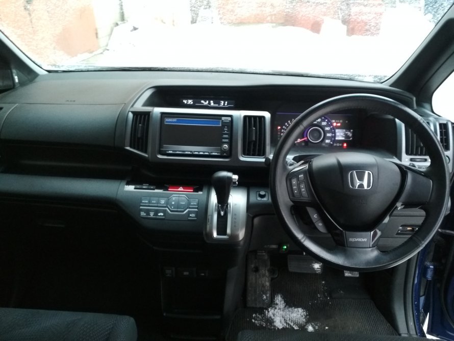 Honda Stepwgn spada 2012
